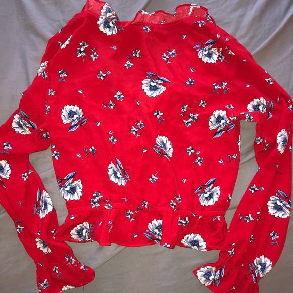 NEW H&M Red Floral Blouse - Picture 2 of 2